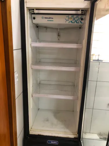 REFRIGERADOR METALFRIO FROST FREE