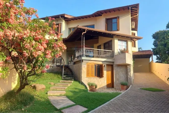 Casa para locação no condomínio Estância Marambaia em Vinhedo