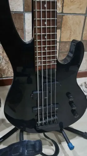 baixo LTD esp B-55