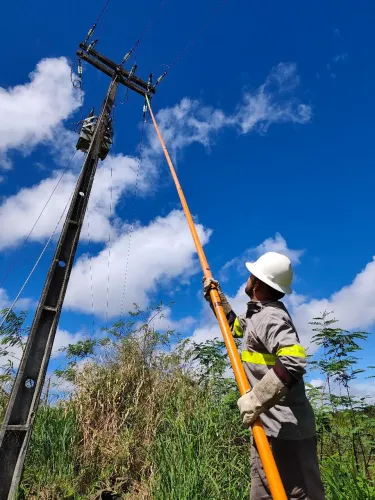 Eletricista residencial distribuidora de rede 