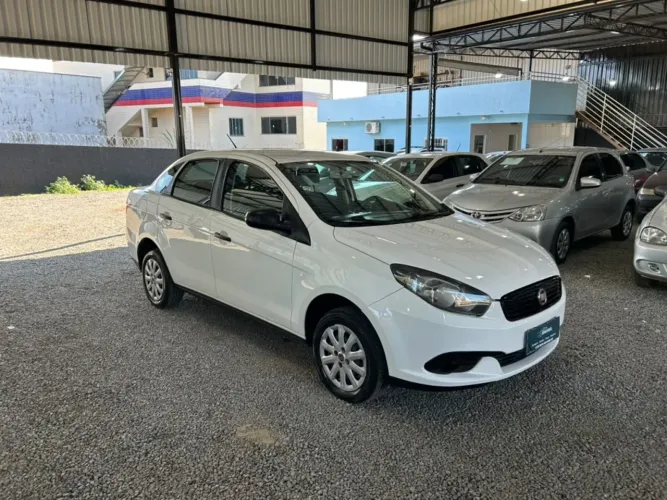 Fiat Grand Siena 1.4 EVO Flex 8V 4P 2021