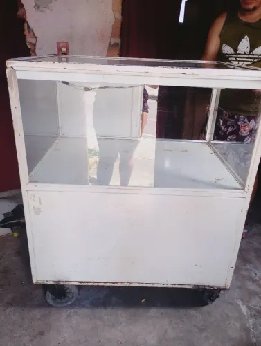 Vende-se carrinho de lanche espositor 