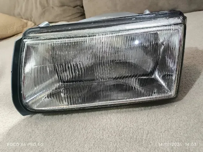 Farol VW Santana (Ano 98 até 06)