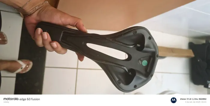 Vende se guidão e banco de bicicleta GTS