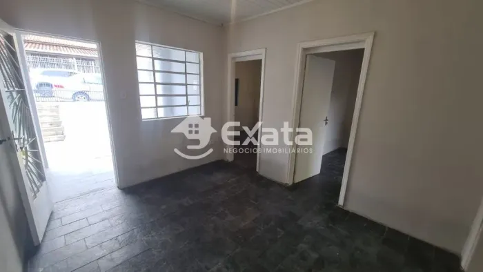 Casa térrea para alugar 2 quartos 1 vaga Vila Jardini Zona Oeste Sorocaba