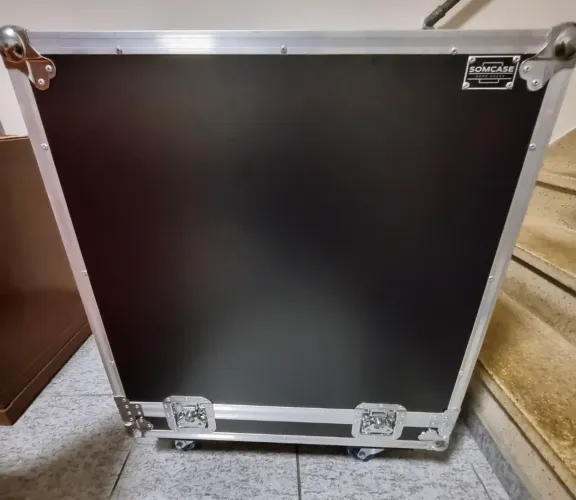 Hard Case para sub jbl 718. Profissional nunca utilizado! Transporte com segurança!