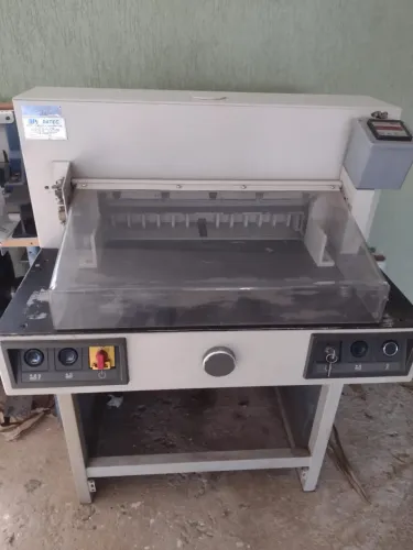 Guilhotina ideal 52 automática