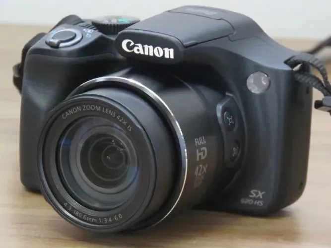 Câmera Fotográfica Canon Sx520hs Com Acessórios Youtuber