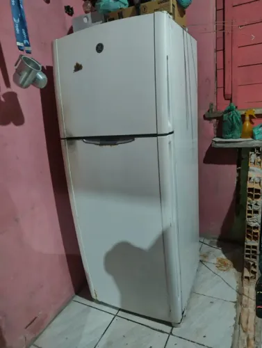 Geladeira excelente para sua necessidade