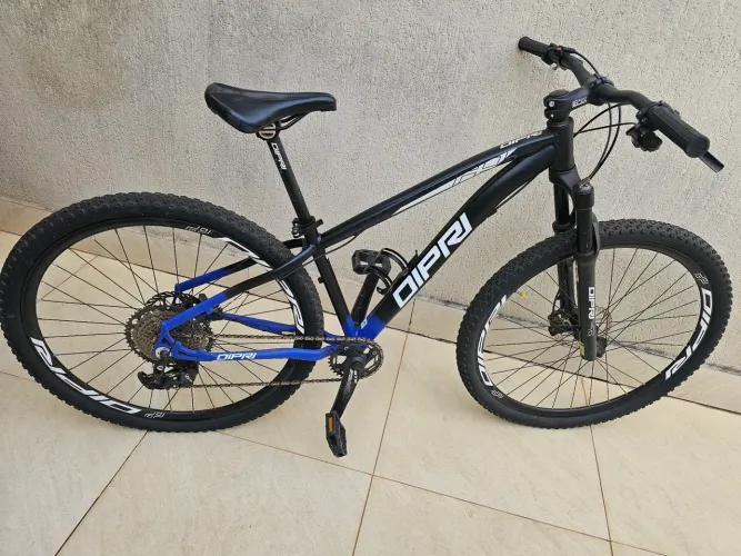Bike semi nova