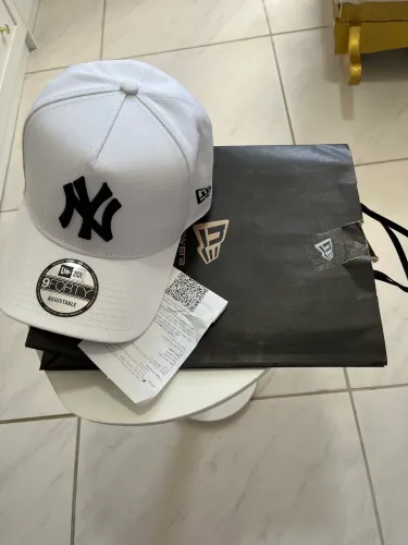 Boné New era