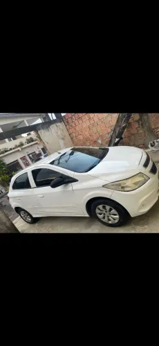 Chevrolet Onix Hatch LT 1.0 8V Flex Power Mec. 4P 2015