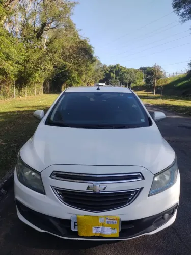 Chevrolet Onix Hatch LTZ 1.4 8V Flex Power Mec. 4P 2014