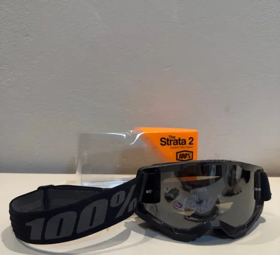 ÓCULOS 100% STRATA 2 - LENTE SILVER ESPELHADA