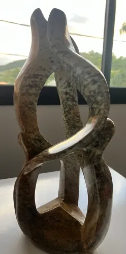 Escultura em pedra sabão 