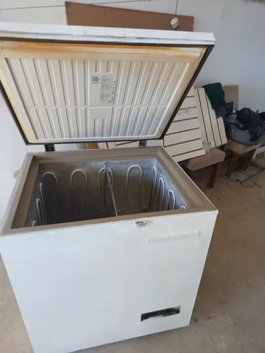 Vendo freezer horizontal uma tampa $1.000