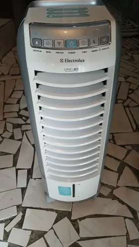 Para retirada de peças climatizador