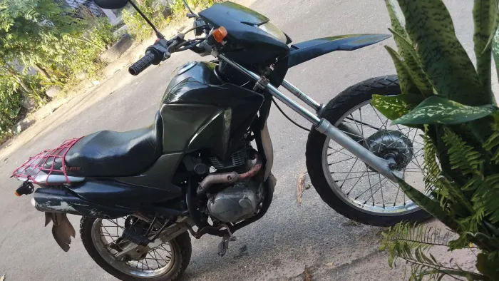 Moto quitada Dut em branco venda ou negócio em carro em dias moto quitada só no ponto de