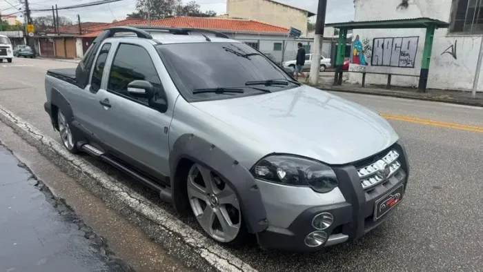 Fiat Strada Adventure 1.8/ 1.8 Locker Flex CE 2010