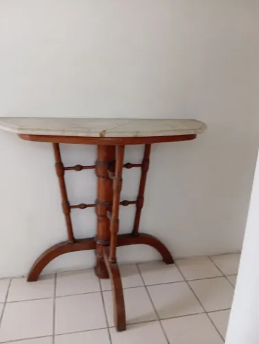 Mesa de canto 