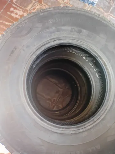 Pneu aro 16 de camionete 100 cada um
