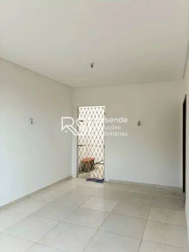 Casa Para Vender primeiro andar com 5 quartos 1 suítes no bairro Santa Lucia em Maceió