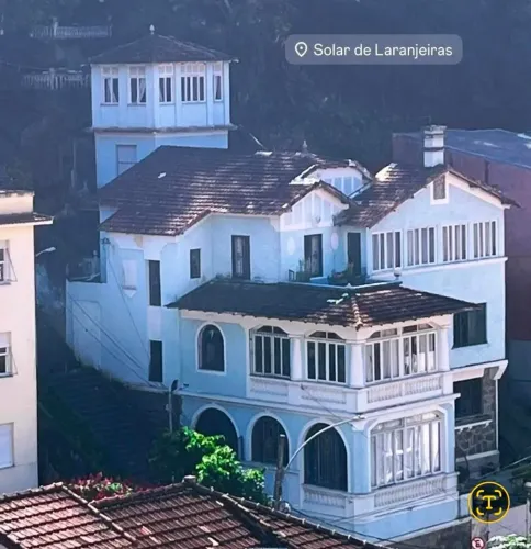 Maravilhosa casa reformada ha 50m do comércio local e ha 400m do Cristo Redentor