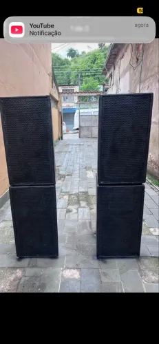 Caixas de som 10 + TI