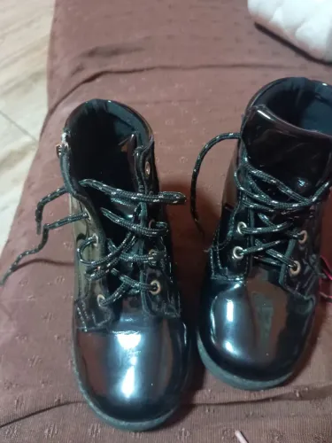 Bota número 27