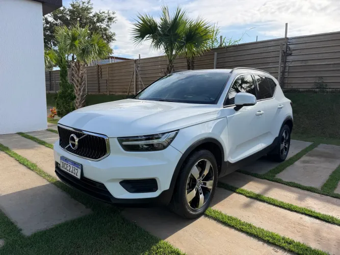 Volvo XC40 T-4 2.0 190cv FWD 2019