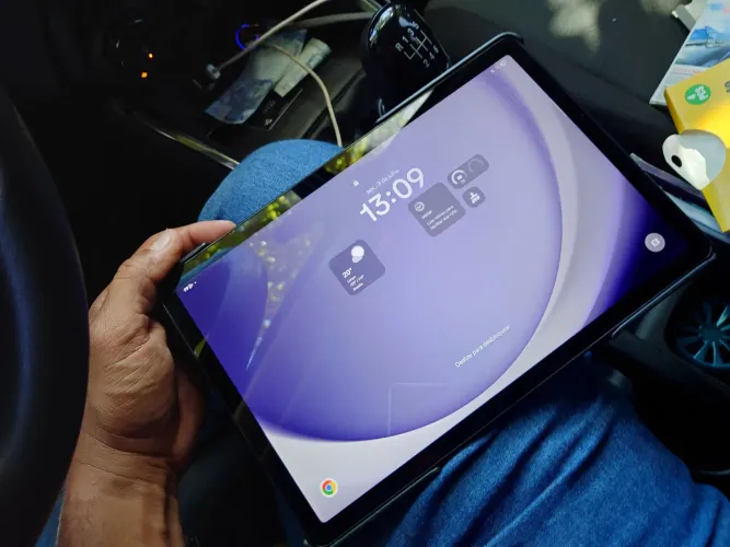 Vendo tablet A9+