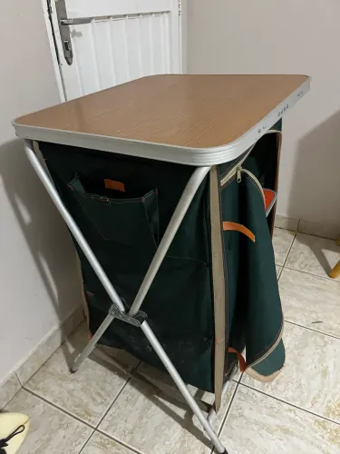 Armário de Acampamento 