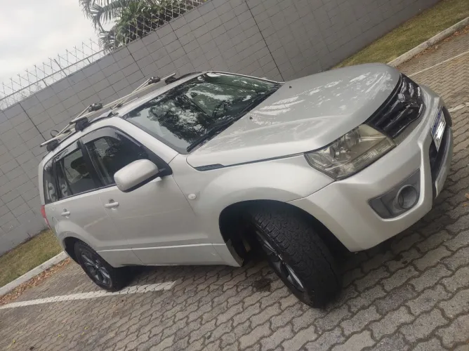 Suzuki Grand Vitara 2.0 16V 4x2/4x4 5P Mec. 2014