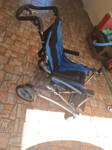 Carrinho para PCD Adulto Convaid Rodeo