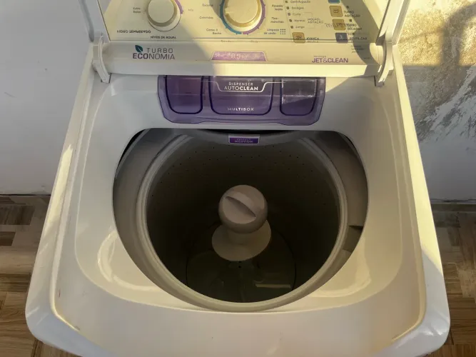 Máquina de Lavar Electrolux LAC09 8,5 kg Turbo Economia Jet&Clean