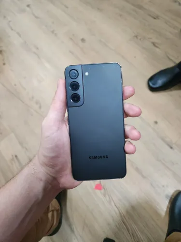 Samsung S22 FE 256GB usado
