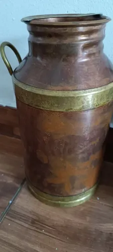 Raras leiteiras de cobre