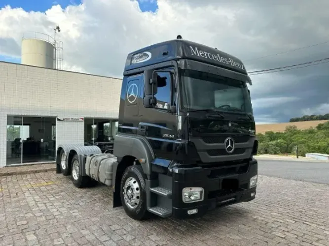 Mb Axor 2544 6x2 - 2010 Cavalo