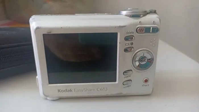 Kodak EasyShare C613, câmera digital compacta 6,2 MP zoom óptico de 3x. Cartão e cabo