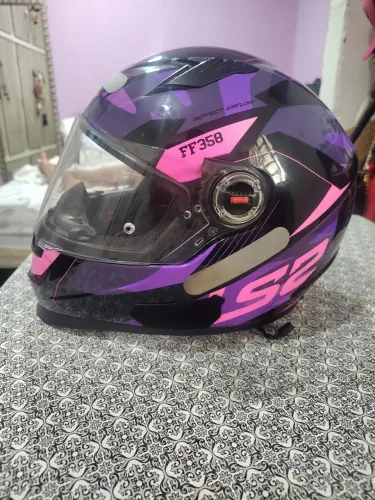 Capacete LS2 Feminino Tam 56./ Capacete Axxis Tam 56
