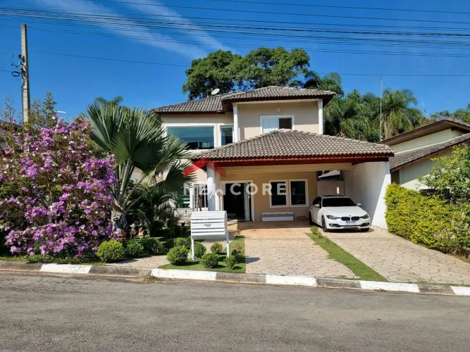 Casa de condomínio em R. Barão de Cocais - Vargem grande Paulista - Vargem Grande Paulista