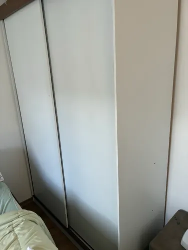 Armário branco - guarda roupa