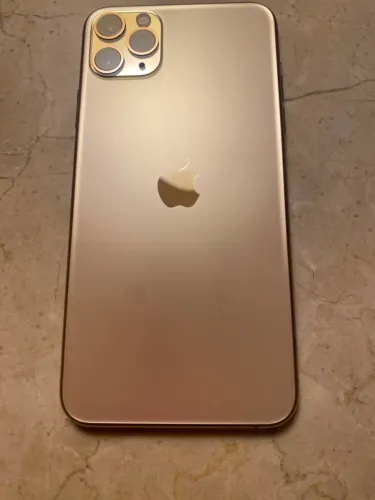 iPhone 11 PROMAX 256GB Dourado