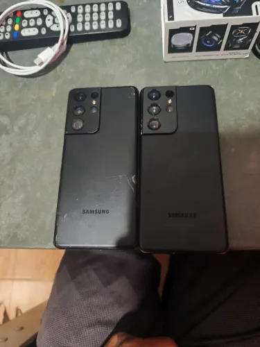 Vendo ou Troco: 2x Samsung Galaxy S21 Ultra 5G