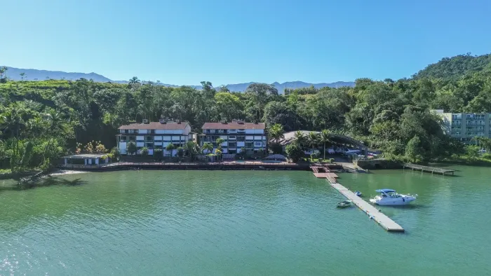 O ápice do luxo pé na areia em Angra dos Reis
