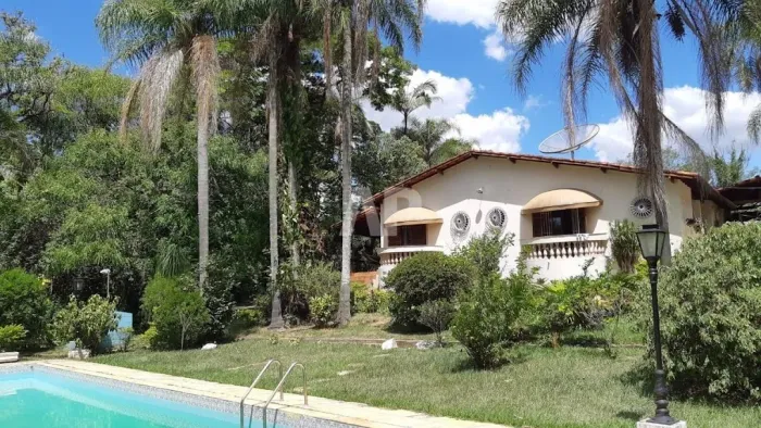 Sítio com 3 dormitórios à venda, 63 m² por R$ 2.500.000,00 - Avecuia - Porto Feliz/SP