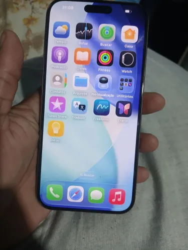 IPhone 16 pro max - novo 256GB saúde 98% - IPhone foi achado.