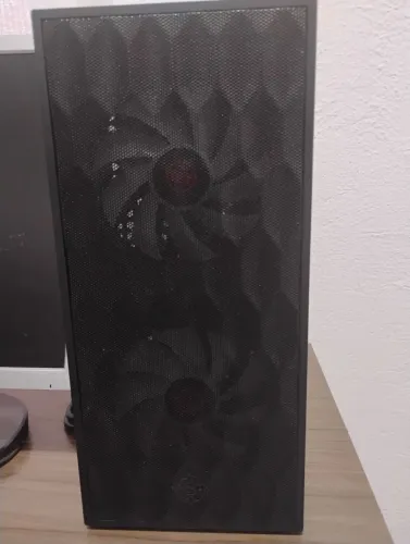 Computador gabinete gamer i3. 4 de ram