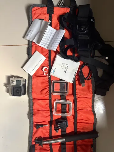 GOPRO Hero 4 Silver + acessorios originais