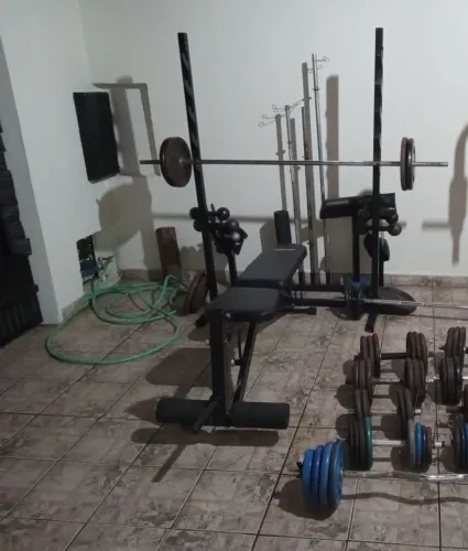 Mesa de musculação